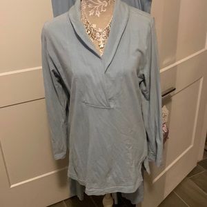 This is gorgeous two piece pants that can be worn as pajamas or as a outfit.